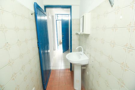 Banheiro de casa para alugar com 1 quarto, 75m² em Vila Lucinda, Santo André