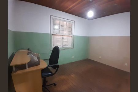 Casa à venda com 150m², 3 quartos e 8 vagas