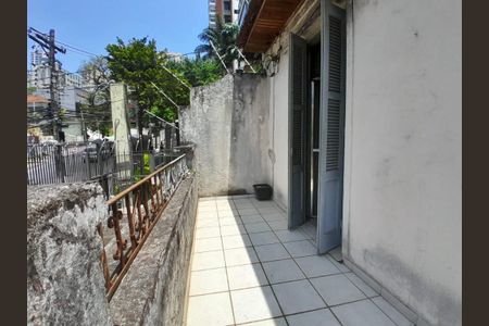 Casa à venda com 150m², 3 quartos e 8 vagas