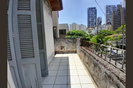 Casa à venda com 150m², 3 quartos e 8 vagas