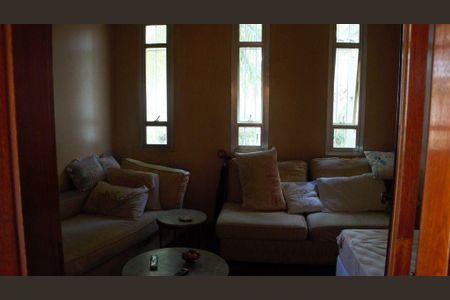 Casa à venda com 3 quartos, 200m² em Vila Mariana, São Paulo