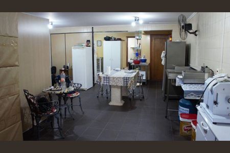 Casa à venda com 3 quartos, 200m² em Vila Mariana, São Paulo