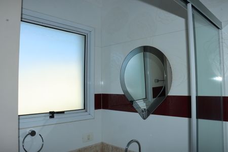Casa de condomínio para alugar com 170m², 3 quartos e 2 vagasBanheiro da suíte