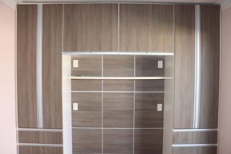 Casa de condomínio para alugar com 170m², 3 quartos e 2 vagasSuíte