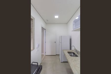 Apartamento à venda com 38m², 2 quartos e sem vagaÁrea Comum - Salão de Festas 
