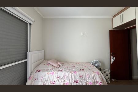 Casa à venda com 105m², 2 quartos e 2 vagasQuarto