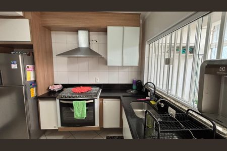 Casa à venda com 105m², 2 quartos e 2 vagasCozinha