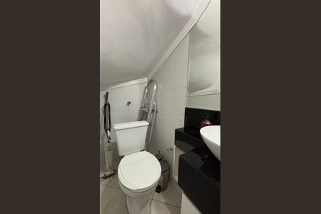 Casa à venda com 105m², 2 quartos e 2 vagasLavabo