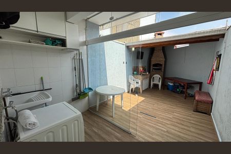 Casa à venda com 105m², 2 quartos e 2 vagasÁrea de Serviço