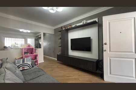 Casa à venda com 105m², 2 quartos e 2 vagasSala