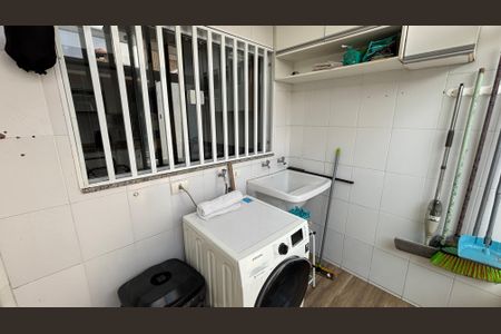 Casa à venda com 105m², 2 quartos e 2 vagasÁrea de Serviço