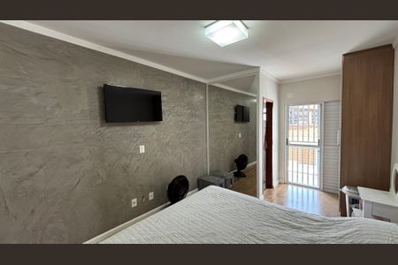 Casa à venda com 105m², 2 quartos e 2 vagasSuite