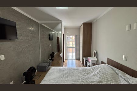 Casa à venda com 105m², 2 quartos e 2 vagasSuite