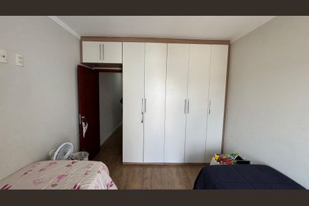 Casa à venda com 105m², 2 quartos e 2 vagasQuarto