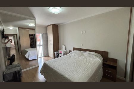 Casa à venda com 105m², 2 quartos e 2 vagasSuite