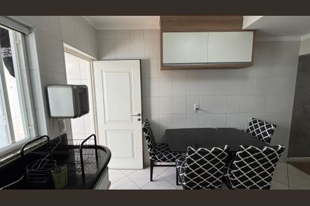 Casa à venda com 105m², 2 quartos e 2 vagasCozinha