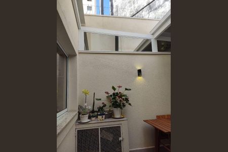 Casa à venda com 126m², 3 quartos e 2 vagas