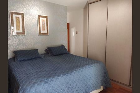 Casa à venda com 3 quartos, 126m² em Vila Mariana, São Paulo