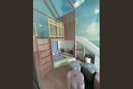 Apartamento à venda com 143m², 4 quartos e 2 vagas