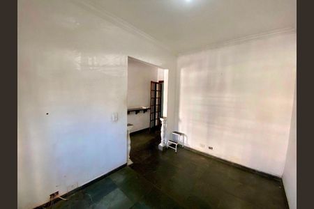 Casa à venda com 4 quartos, 120m² em Bosque da Saúde, São Paulo