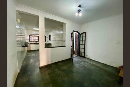 Casa à venda com 4 quartos, 120m² em Bosque da Saúde, São Paulo