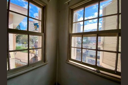 Casa à venda com 284m², 5 quartos e 5 vagas
