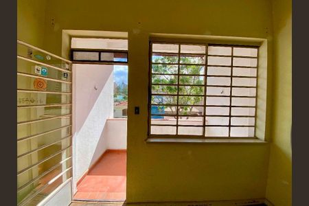 Casa à venda com 284m², 5 quartos e 5 vagas