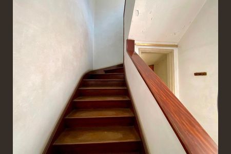 Casa à venda com 284m², 5 quartos e 5 vagas