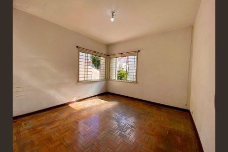 Casa à venda com 284m², 5 quartos e 5 vagas