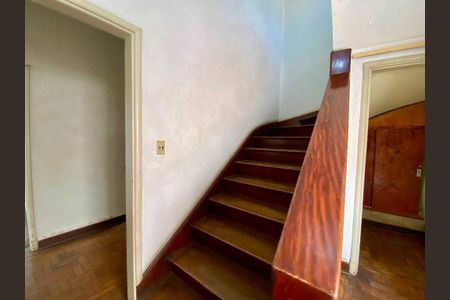 Casa à venda com 284m², 5 quartos e 5 vagas