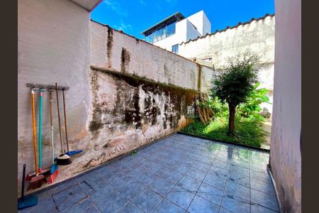 Casa à venda com 284m², 5 quartos e 5 vagas