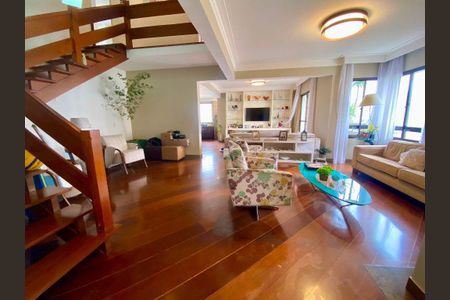 Apartamento à venda com 240m², 5 quartos e 3 vagas