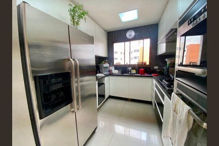 Apartamento à venda com 240m², 5 quartos e 3 vagas