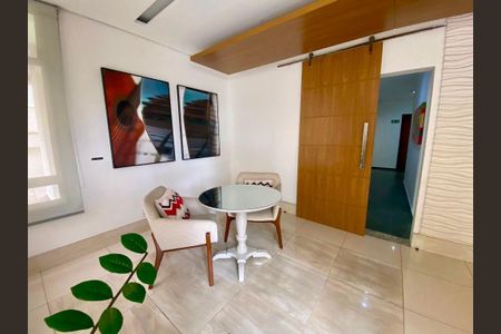 Apartamento à venda com 240m², 5 quartos e 3 vagas