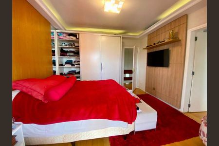 Apartamento à venda com 240m², 5 quartos e 3 vagas