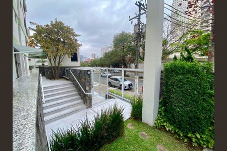 Apartamento à venda com 240m², 5 quartos e 3 vagas