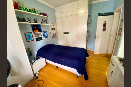 Apartamento à venda com 240m², 5 quartos e 3 vagas