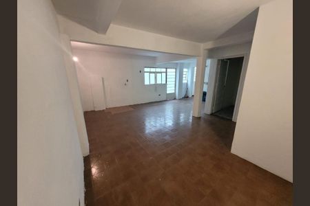 Casa à venda com 146m², 4 quartos e 2 vagas Casa à venda com 146m², 4 quartos e 2 vagasÁrea externa