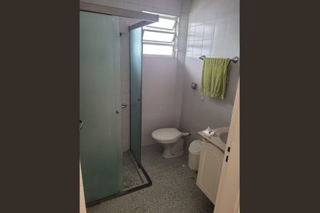 Casa à venda com 146m², 4 quartos e 2 vagas Casa à venda com 146m², 4 quartos e 2 vagasBanheiro