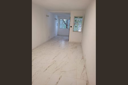 Sala de casa à venda com 4 quartos, 146m² em Conjunto Residencial Santa Terezinha, São Paulo
