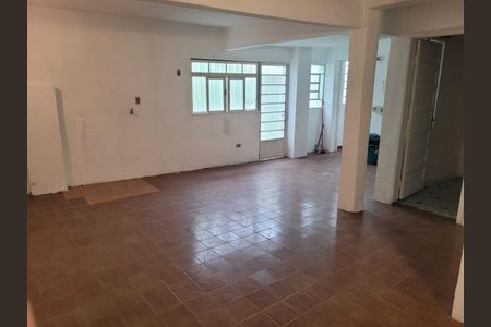 Casa à venda com 146m², 4 quartos e 2 vagas Casa à venda com 146m², 4 quartos e 2 vagasÁrea externa