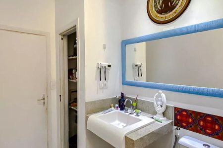 Casa à venda com 188m², 3 quartos e 2 vagas