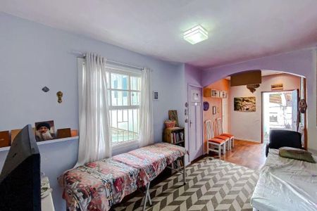 Casa à venda com 188m², 3 quartos e 2 vagas