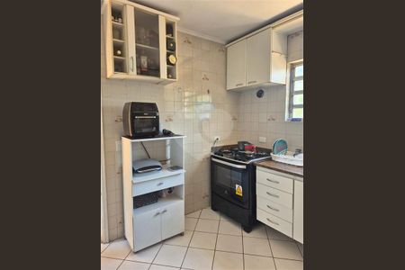 Casa à venda com 3 quartos, 180m² em Cidade Ademar, São Paulo