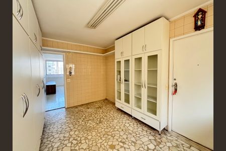 Apartamento para alugar com 118m², 4 quartos e 1 vaga Apartamento para alugar com 118m², 4 quartos e 1 vagaCozinha