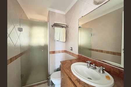 Apartamento para alugar com 118m², 4 quartos e 1 vaga Apartamento para alugar com 118m², 4 quartos e 1 vagaBanheiro 2