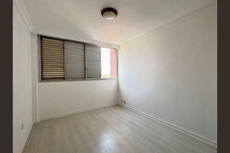 Apartamento para alugar com 118m², 4 quartos e 1 vaga Apartamento para alugar com 118m², 4 quartos e 1 vagaQuarto 2