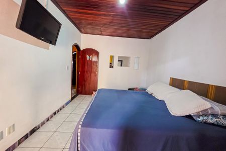 Casa à venda com 350m², 3 quartos e 2 vagasQuarto 
