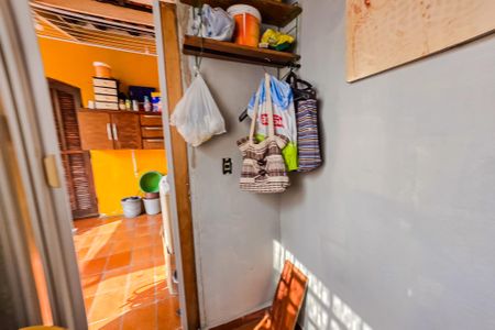 Casa à venda com 350m², 3 quartos e 2 vagasQuarto de Serviço