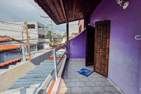 Casa à venda com 350m², 3 quartos e 2 vagasVaranda do Quarto 2